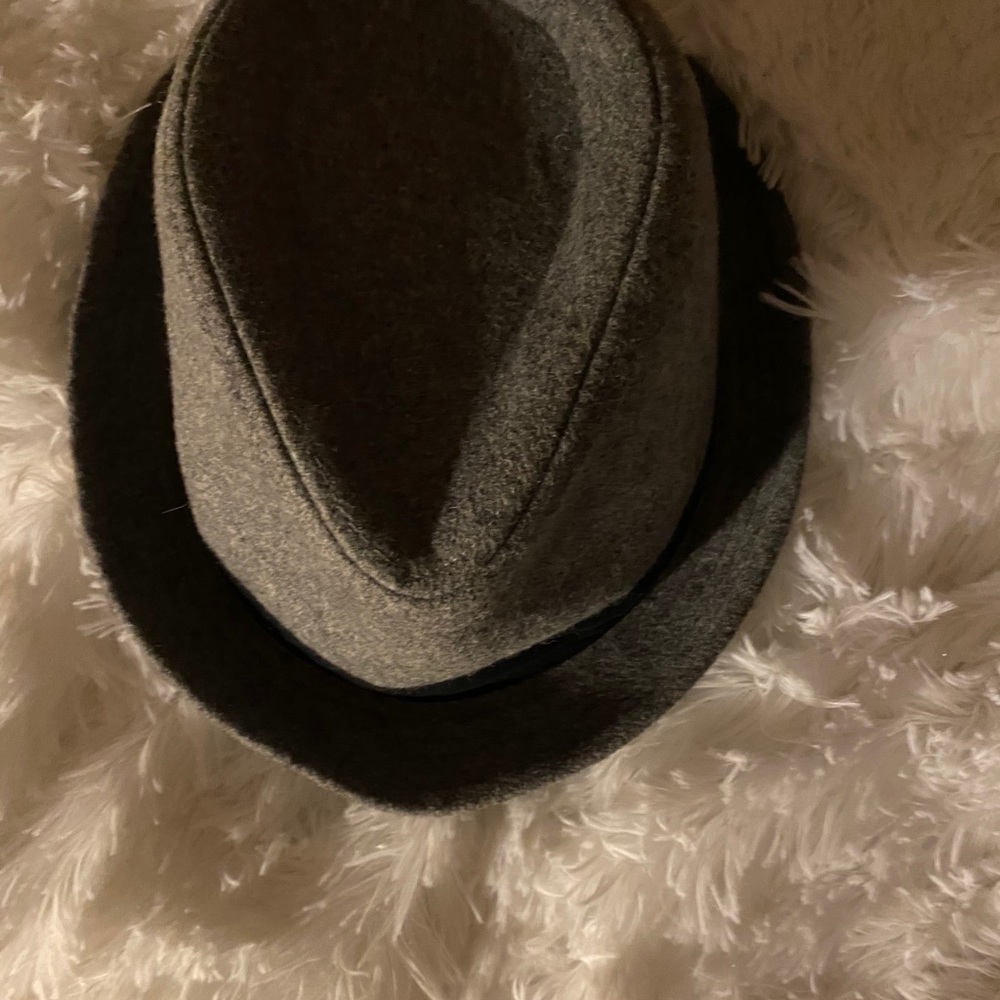 Brim hat - Picture 2 of 4